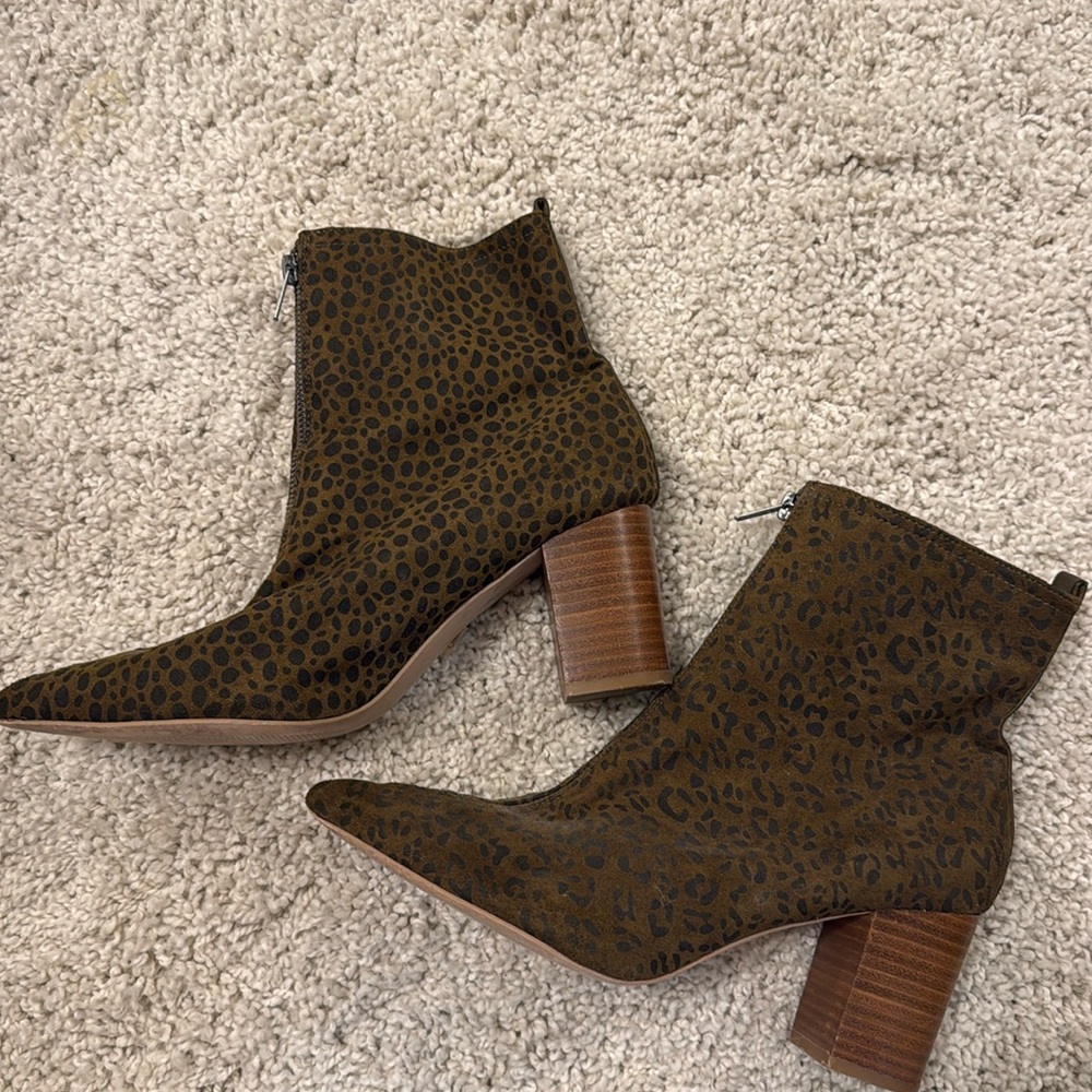 Coconuts by Matisse boots. Leopard. Like new. Worn very few times.